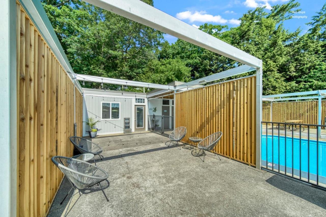 Holiday Hill Resort Saugatuck Bagian luar foto