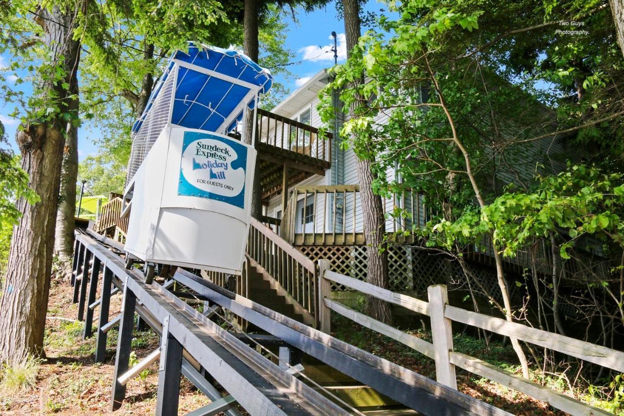 Holiday Hill Resort Saugatuck Bagian luar foto