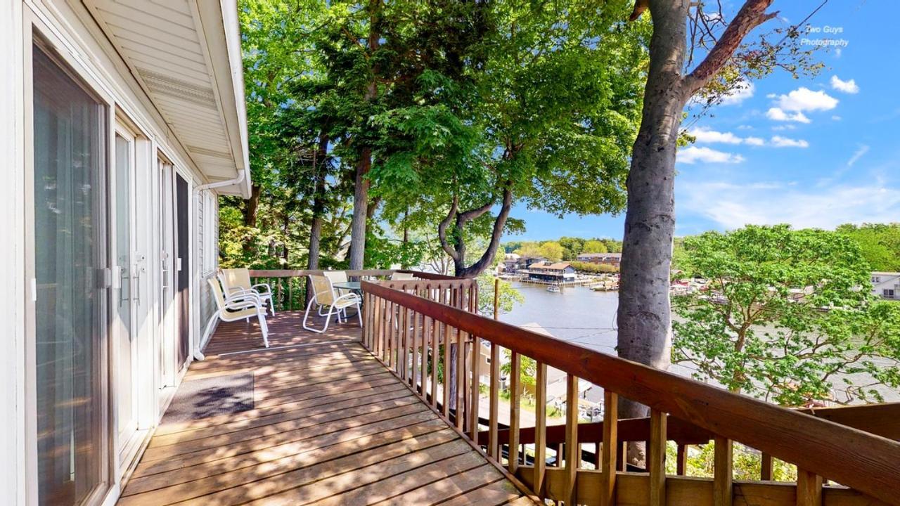 Holiday Hill Resort Saugatuck Bagian luar foto