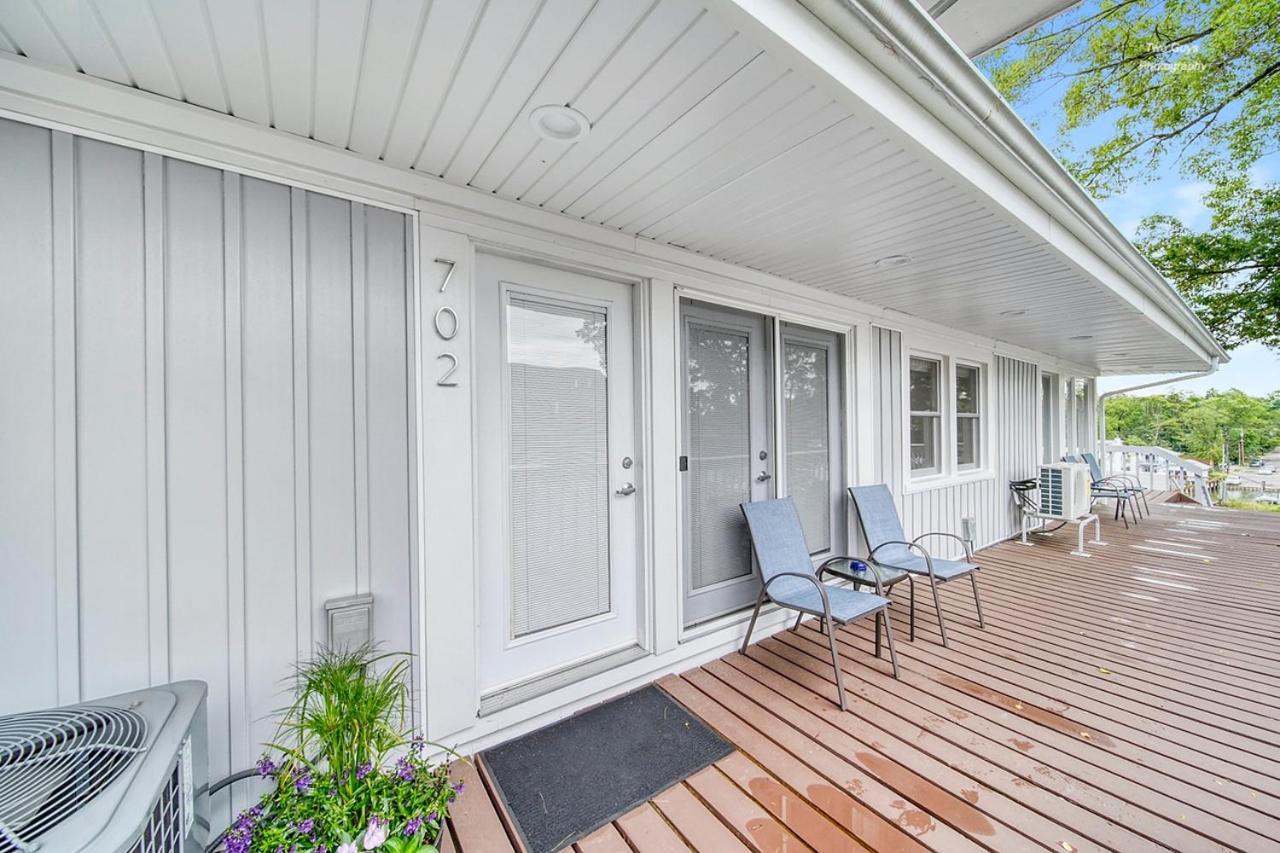 Holiday Hill Resort Saugatuck Bagian luar foto